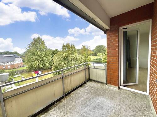 Loggia mit Blick ins Grüne - 