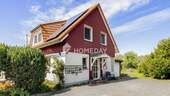 Außenansicht 1 - Ein Zuhause für alle Jahreszeiten - Ostseenah mit Wintergarten, Pavillon und möbliertem Ferienhaus