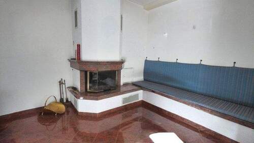 Kamin-Zimmer im Erdgeschoss - 