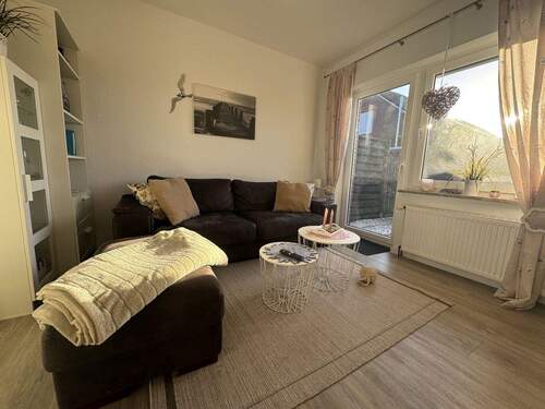 Wohnzimmer - 3 Zimmer Etagenwohnung zum Kaufen in Norden