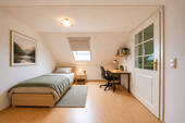200-8218_Dachzimmer_III_moebliert_gestaged - 