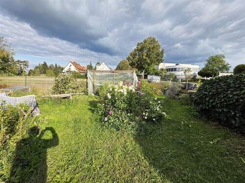 schöner Gartenanteil - 