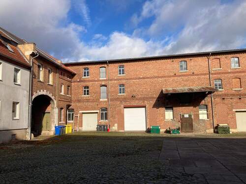 Lagerfläche 1 - Mehrfamilienhaus, Wohnhaus mit 514,60 m&sup2; in Osterwieck zum Kaufen