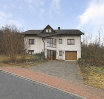 Haus in Ortsrandlage mit großem Grundstück & Ausbaupotenzial bis 4 Wohneinheiten - Heringen (Werra) Lengers