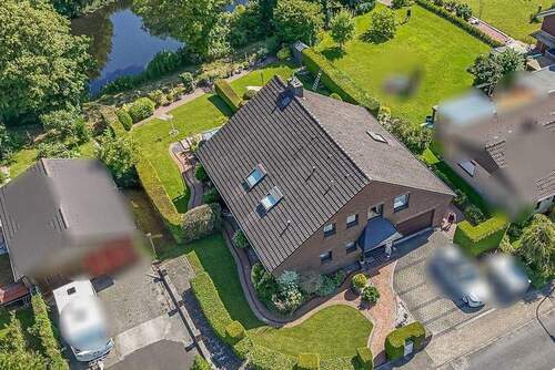 Wunderschön ist der Garten angelegt - 