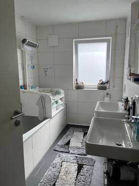 Innenaufnahme aus vergleichbarer Einheit - 