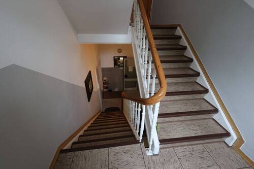 Treppenhaus - Mehrfamilienhaus, Wohnhaus mit 410,00 m² in Essen zum Kaufen