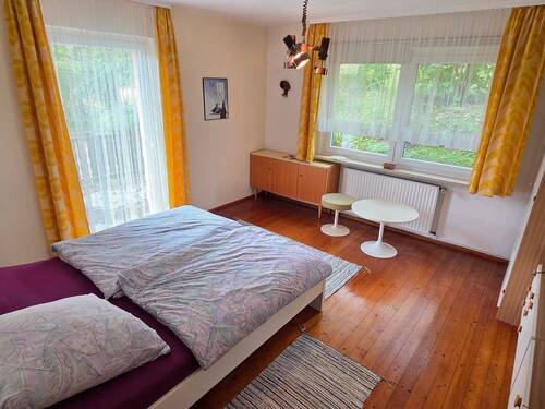 Schlafen mit Terrasse u. Gartenzugang - 