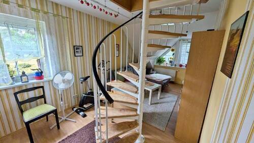 Kinderzimmer mit Zugang Spitzboden - 