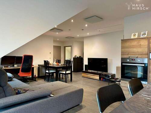 Wohn_Essbereich Ansicht 2 - Traumhafte Dachgeschosswohnung: Modern und energieeffizient!
