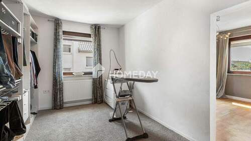 1. OG Ankleidezimmer 1 - 