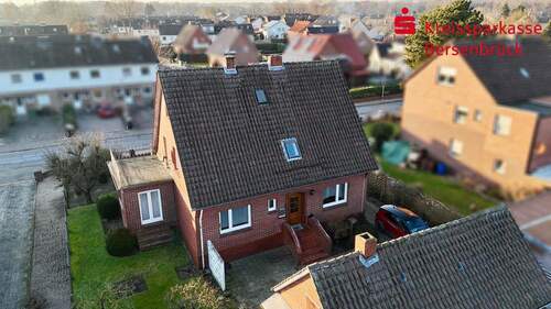 Ansicht Eingang - Zweifamilienhaus mit großem Grundstück - Auch ideal als Einfamilienhaus nutzbar