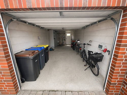 Garage - 