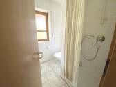 Duschbad mit WC im EG - 