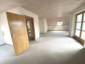 Wohnen im Obergeschoss - 