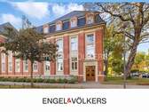 Frontansicht /Haus - Quartier 21 - 5 Zimmer voller Charakter