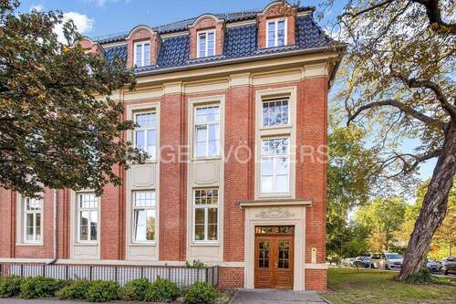 Frontansicht/Haus - Etagenwohnung mit 172,00 m² in Hamburg zum Kaufen