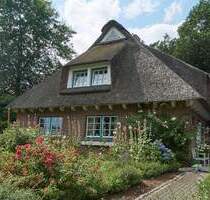 Traumhaus unter Reet! Repräsentatives Wohnhaus in Top Lage der Wingst zu vermieten.