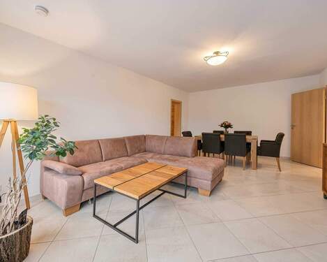 Wohn-/Essbereich - 3 Zimmer Etagenwohnung zum Kaufen in Ratingen