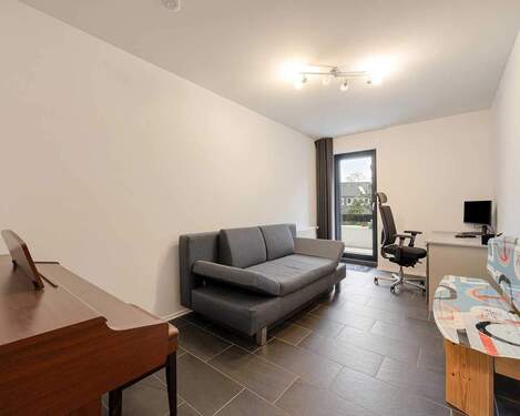 Arbeits-/Kinderzimmer - 