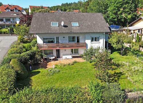 Rückansicht des Hauses - 8 Zimmer Einfamilienhaus zum Kaufen in Wettenberg