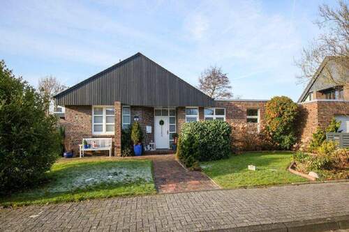 Außenansicht - 6 Zimmer Einfamilienhaus zum Kaufen in Wangerland-Hohenkirchen