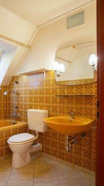 Badezimmer (OG) (2).jpg - 