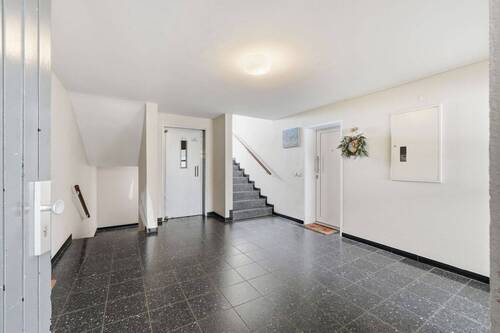 Treppenhaus - 3 Zimmer Etagenwohnung in Meckenheim