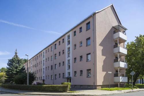Bild 1 - 3 Räume und Balkon in Gröba - 362,00&nbsp;EUR Kaltmiete, ca.&nbsp; 60,30&nbsp;m&sup2;&nbsp;Wohnfl&auml;che