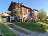 Landhaus mit zwei Einheiten und idyllischem Garten - Reserviert! Haus - mit traumhaftem Garten und weiterem Baurecht