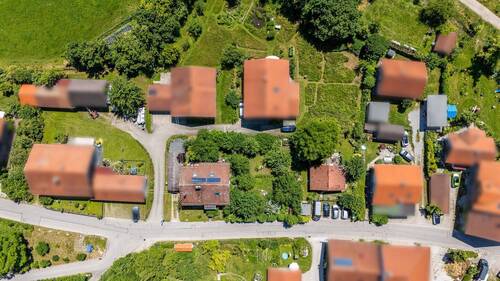 Haus mit Baugrundstück - 6 Zimmer Mehrfamilienhaus, Wohnhaus in Münsing