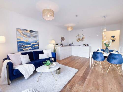 Wohnraum+Essplatz+Küche - 3 Zimmer Etagenwohnung zum Kaufen in München-Bogenhausen