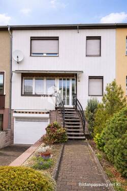 Vorderansicht - Reihenmittelhaus mit Keller, Garage und kleinem Garten in Frohburg