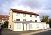 Ansicht von der Straße aus - 1 Zimmer Mehrfamilienhaus, Wohnhaus zum Kaufen in Dettelbach