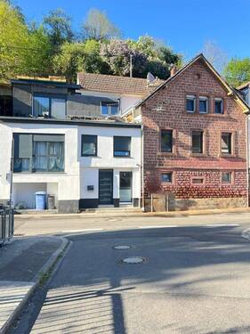 Außenansicht - Modernes Wohnen im Pfälzerwald - Einfamilienhaus zu vermieten