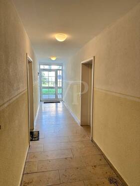 Treppenhaus - Etagenwohnung mit 60,10 m² in Dresden zum Kaufen