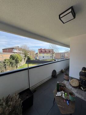 Balkon - Etagenwohnung mit 109,30 m&sup2; in Oldenburg / Donnerschwee zum Kaufen