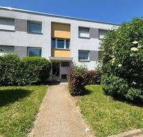 Freundliche 3,5 Zimmer Wohnung mit Balkon - Ludwigsburg Ost