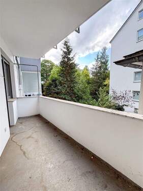 Loggia - Sanierter Wohntraum in Bestlage - 3 Zimmer in Golzheim