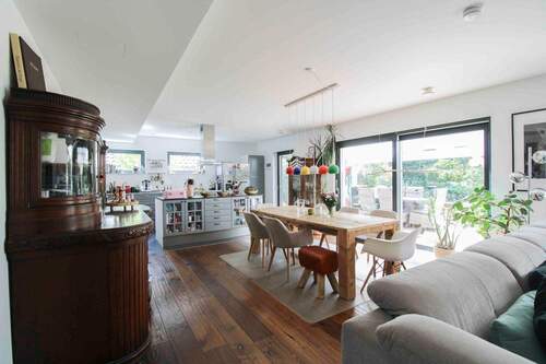 Wohnbereich - 6 Zimmer Einfamilienhaus zum Kaufen in Leichlingen (Rheinland)