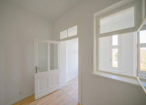 Schlafzimmer 2 mit Wintergarten - 