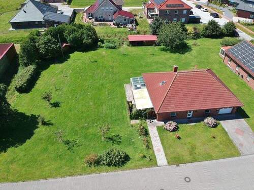 2 - 4 Zimmer Einfamilienhaus in Hage