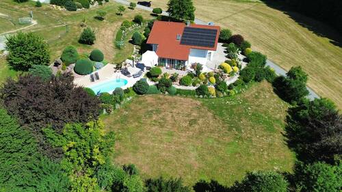 Luftaufnahme - Einfamilienhaus mit 180,00 m² in Röhrnbach zum Kaufen