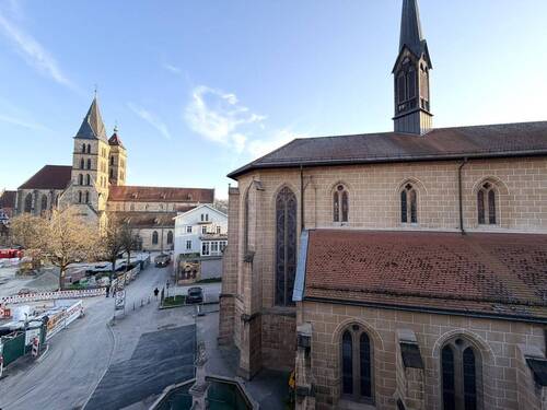 Ausblick auf den Marktplatz - 3 Zimmer Etagenwohnung in Esslingen am Neckar