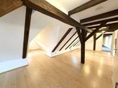 Wohn- und Esszimmer - Etagenwohnung mit 105,00 m&sup2; in Esslingen am Neckar zur Miete