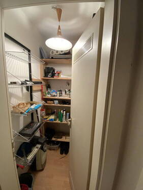 Abstellkammer - 
