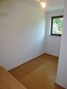 ... mit eigenem Ankleide/ Abstellbereich - 