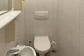 WC - 