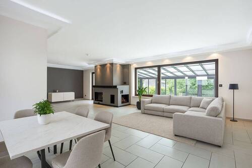 Visualisierung Wohnbereich - Ihr Traum vom Landleben: Freistehendes Einfamilienhaus mit Pool, Sauna und weitläufigem Garten