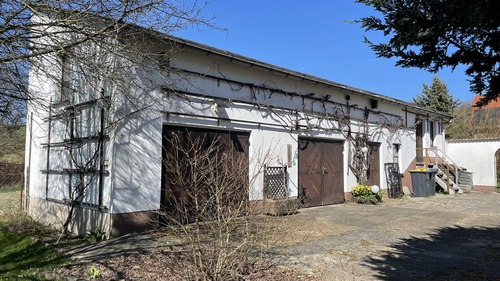 Garagen - Einfamilienhaus mit 150,00 m² in Hohnstein zum Kaufen